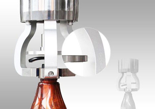 Enchimento líquido multifuncional e máquina tampando para a garrafa do plástico e de vidro