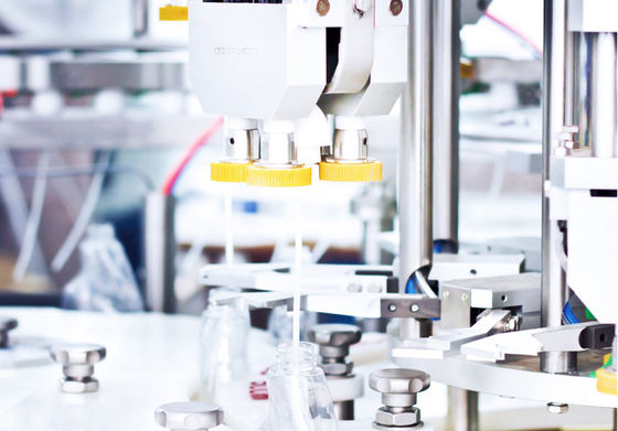 Multi máquina de enchimento semi automática do anti-corrosivo das cabeças