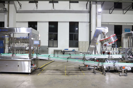Máquina tampando automática de Huituo 7200bph para o óleo de bebê redondo do tampão
