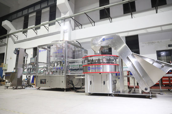 Máquina tampando da bomba detergente de LYL