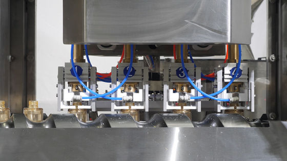 Máquina tampando de enchimento de creme da água do CE com o elétrico conduzido